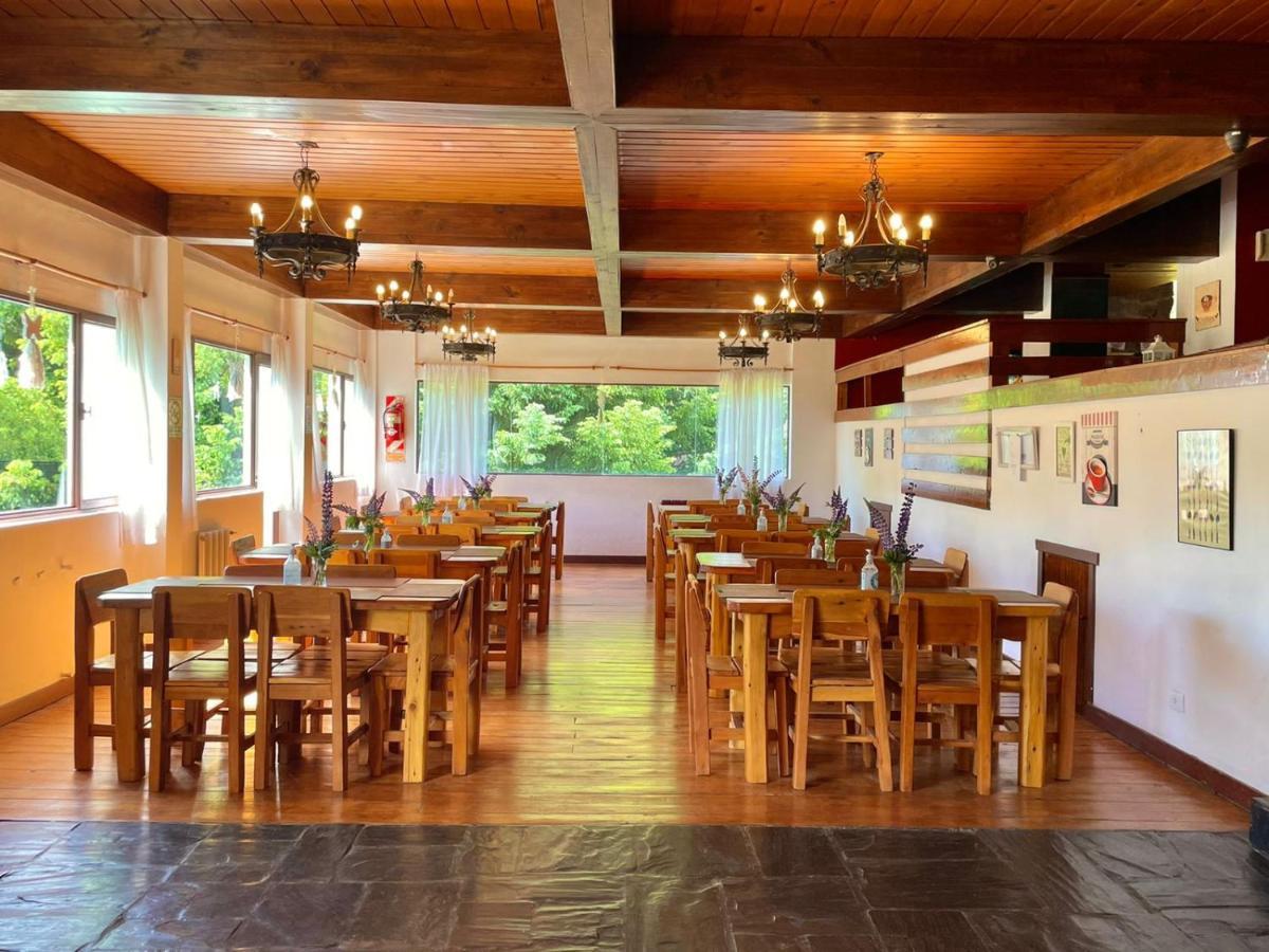 Hosteria De La Villa - Moonski San Carlos de Bariloche Bagian luar foto