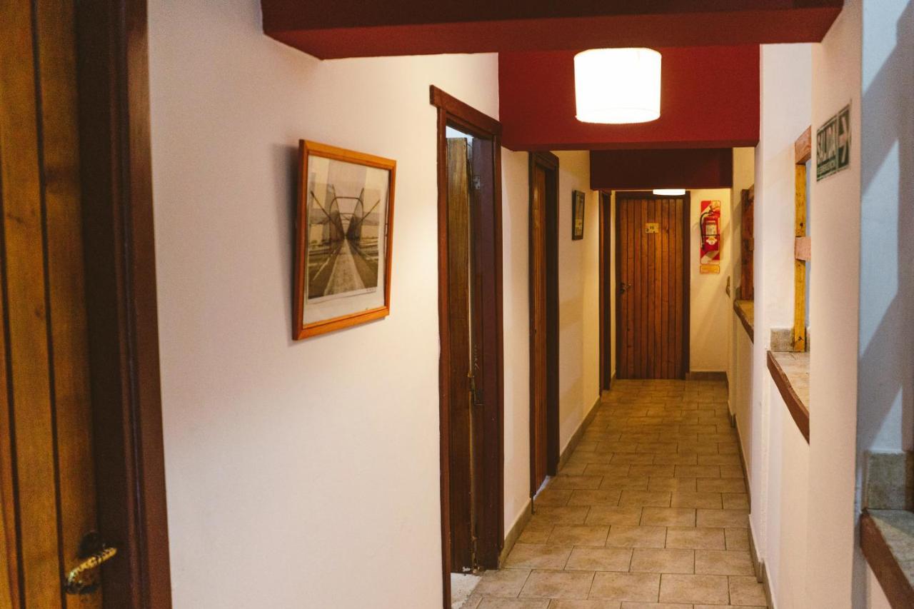 Hosteria De La Villa - Moonski San Carlos de Bariloche Bagian luar foto