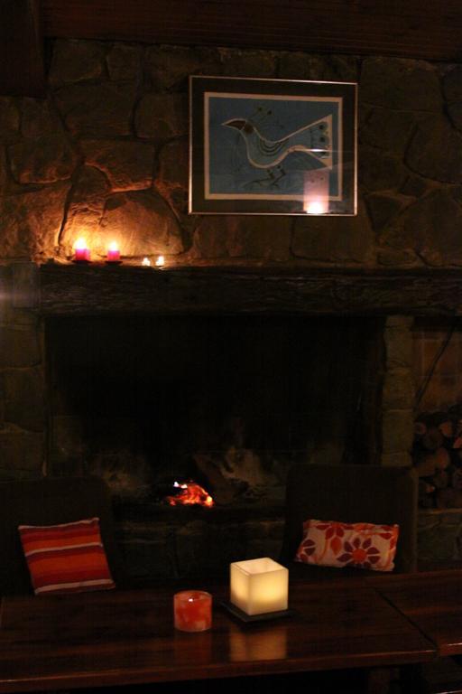 Hosteria De La Villa - Moonski San Carlos de Bariloche Bagian luar foto