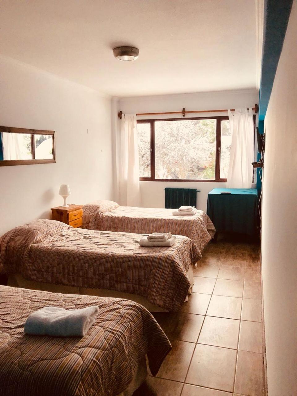 Hosteria De La Villa - Moonski San Carlos de Bariloche Bagian luar foto